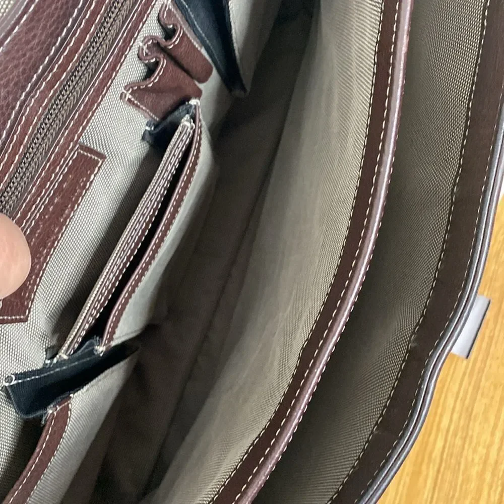 JOHNSTON AND MURPHY Brown Leather Briefcase